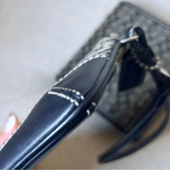 Coach Signature black and gray Y2K wallet and wristlet set - Picture 10 of 12
